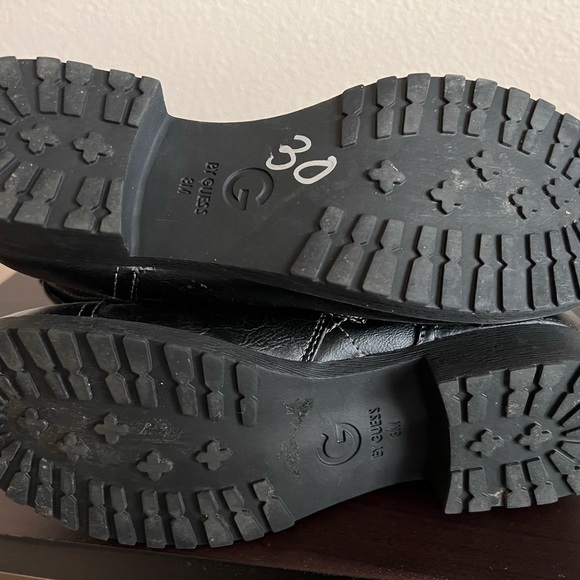 Boots by Guess - Picture 4 of 4